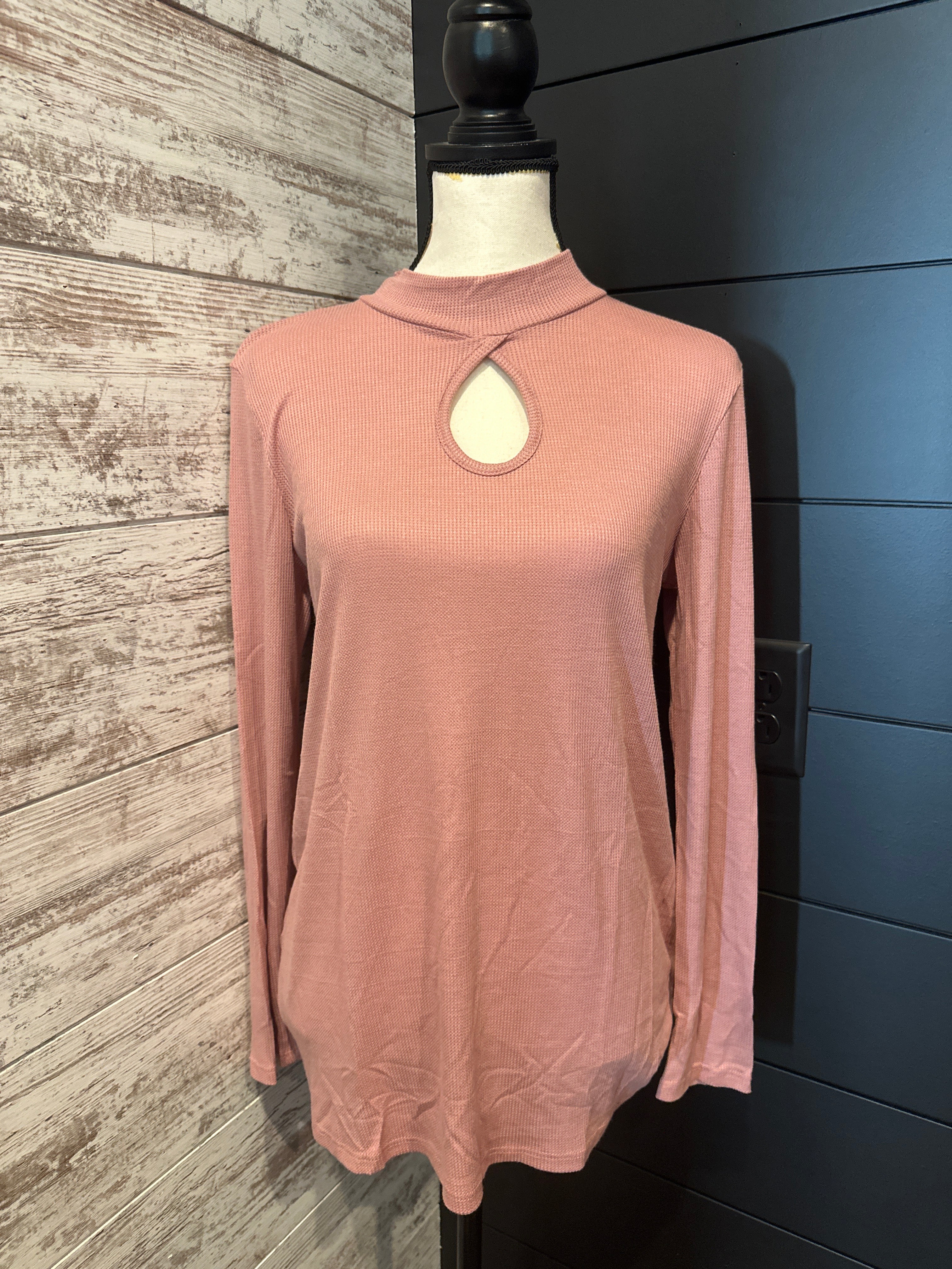 Key Hole Long Sleeve Top
