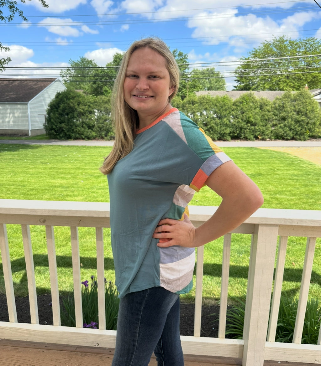 120- Back Contrast Teal Top