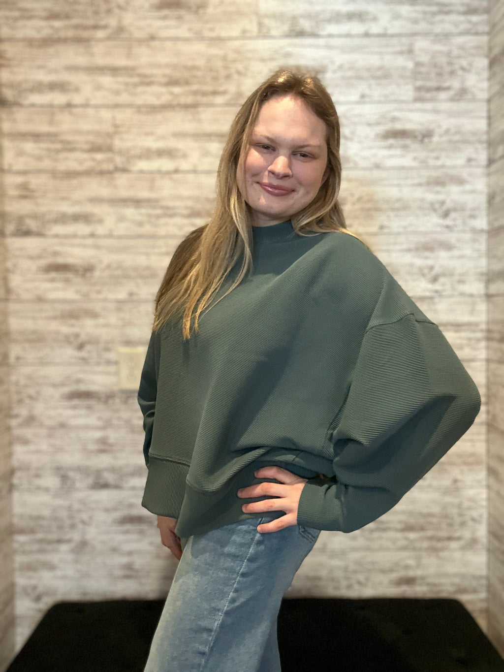 Ribbed Balloon Sleeve Pullover