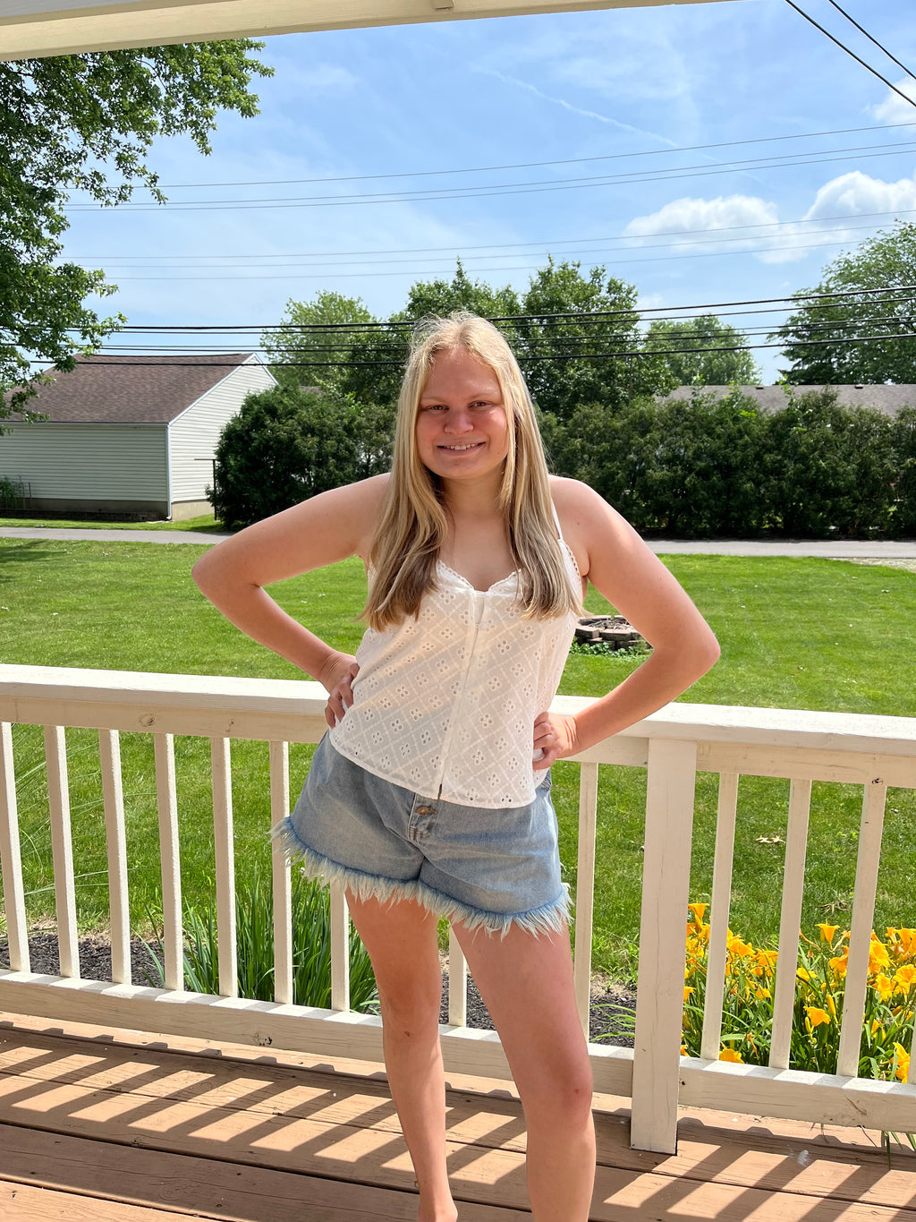 132- White Floral Lace Tank