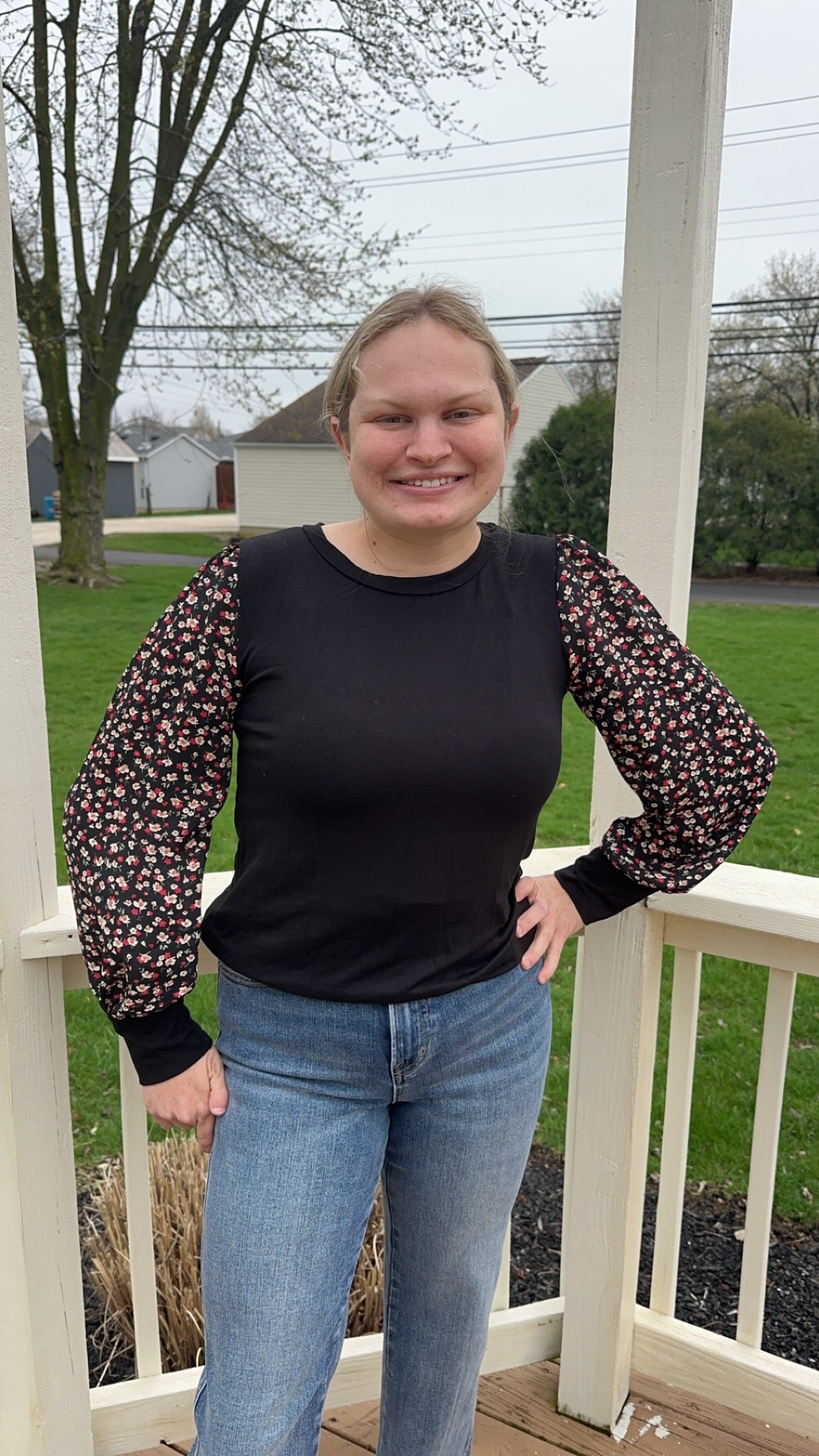 Black Floral Sleeves Top Small