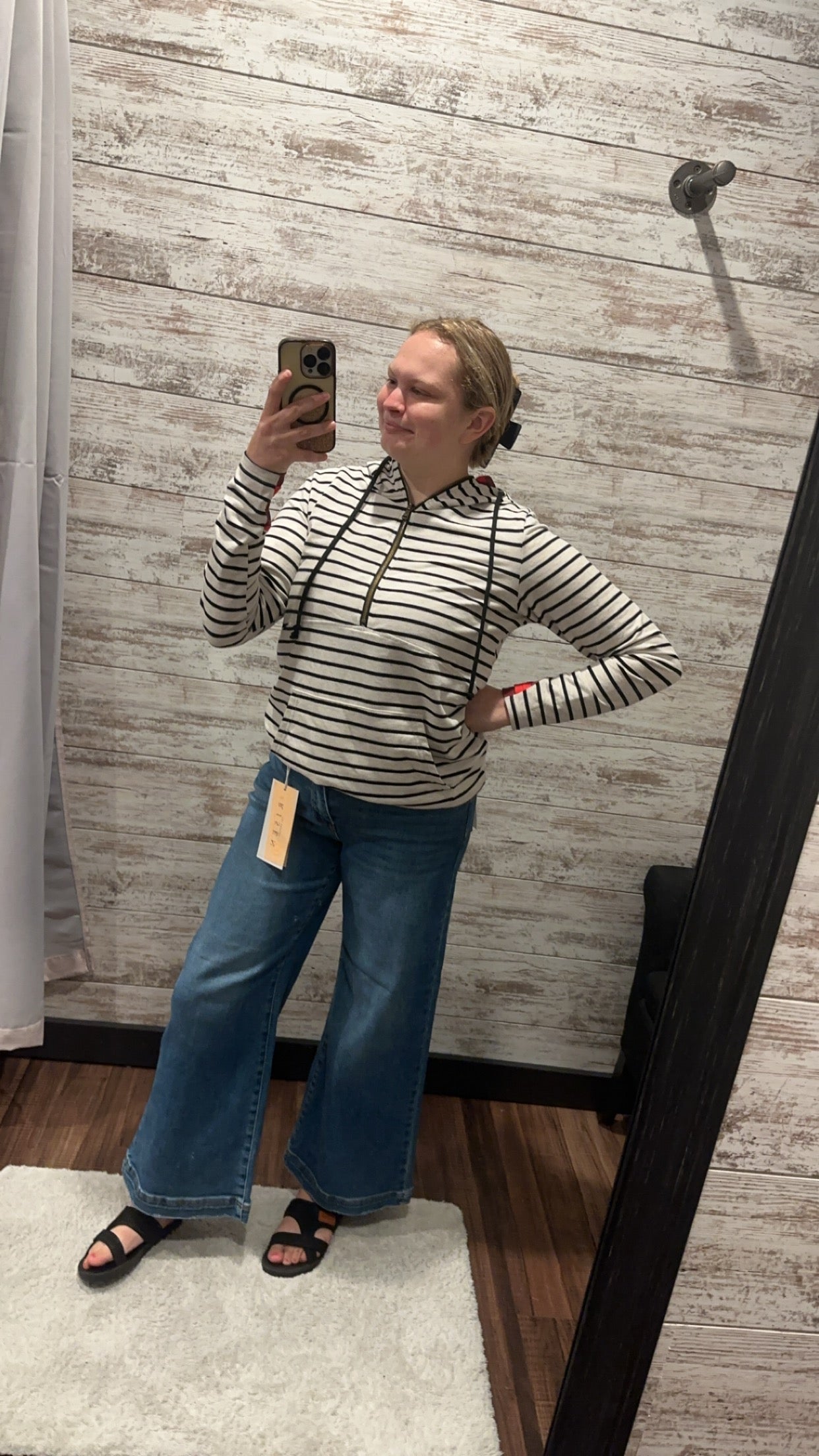 Risen Cropped Wide Leg Jeans