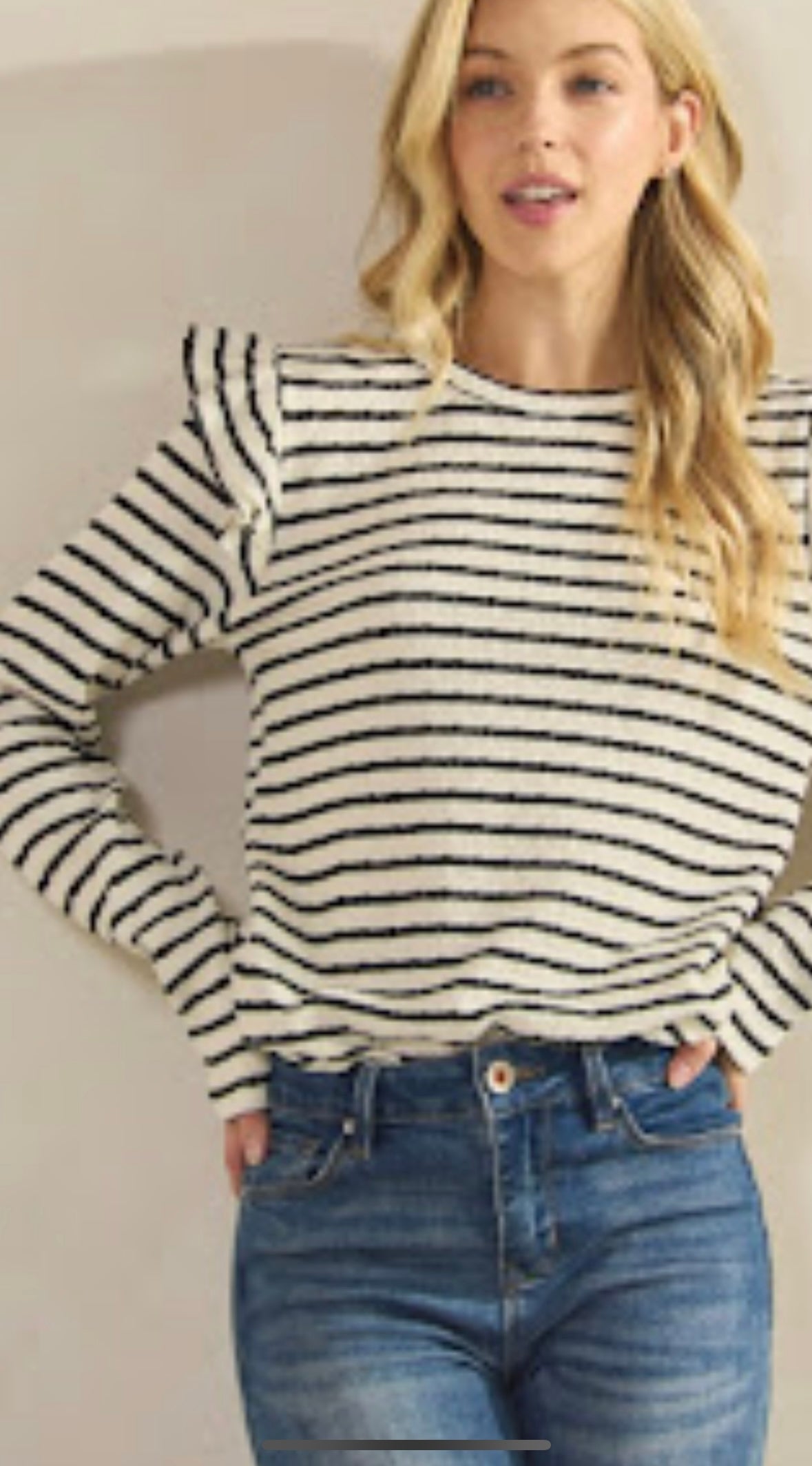 Cream/Black Long Sleeve Blouse