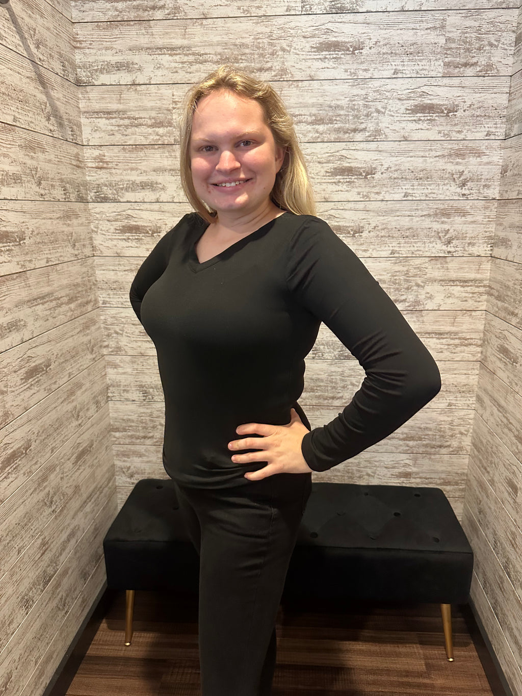 Long Sleeve V-Neckline